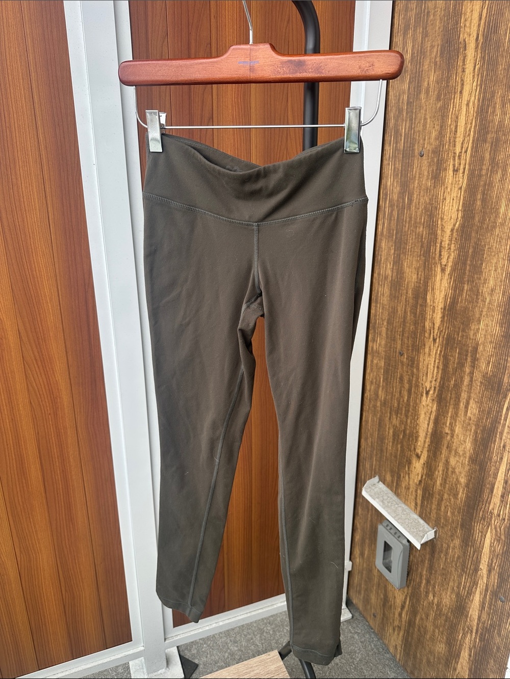 TNA Olive Green High-Rise Seamless Leggings